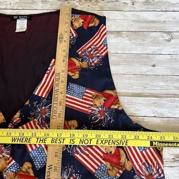 111 MAIN Vest Size 2X 4th Of July Teddy Bear USA American Flag Fireworks EUC - Picture 3 of 12